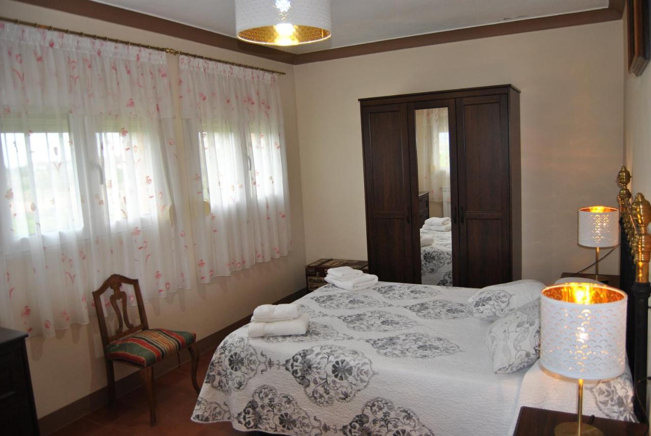 Sol Blanc Villa Alguaire Bagian luar foto